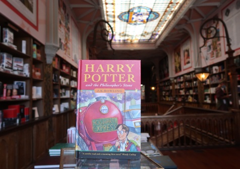 JPrimeira edição de Harry Potter and the Philosopher’s Stone